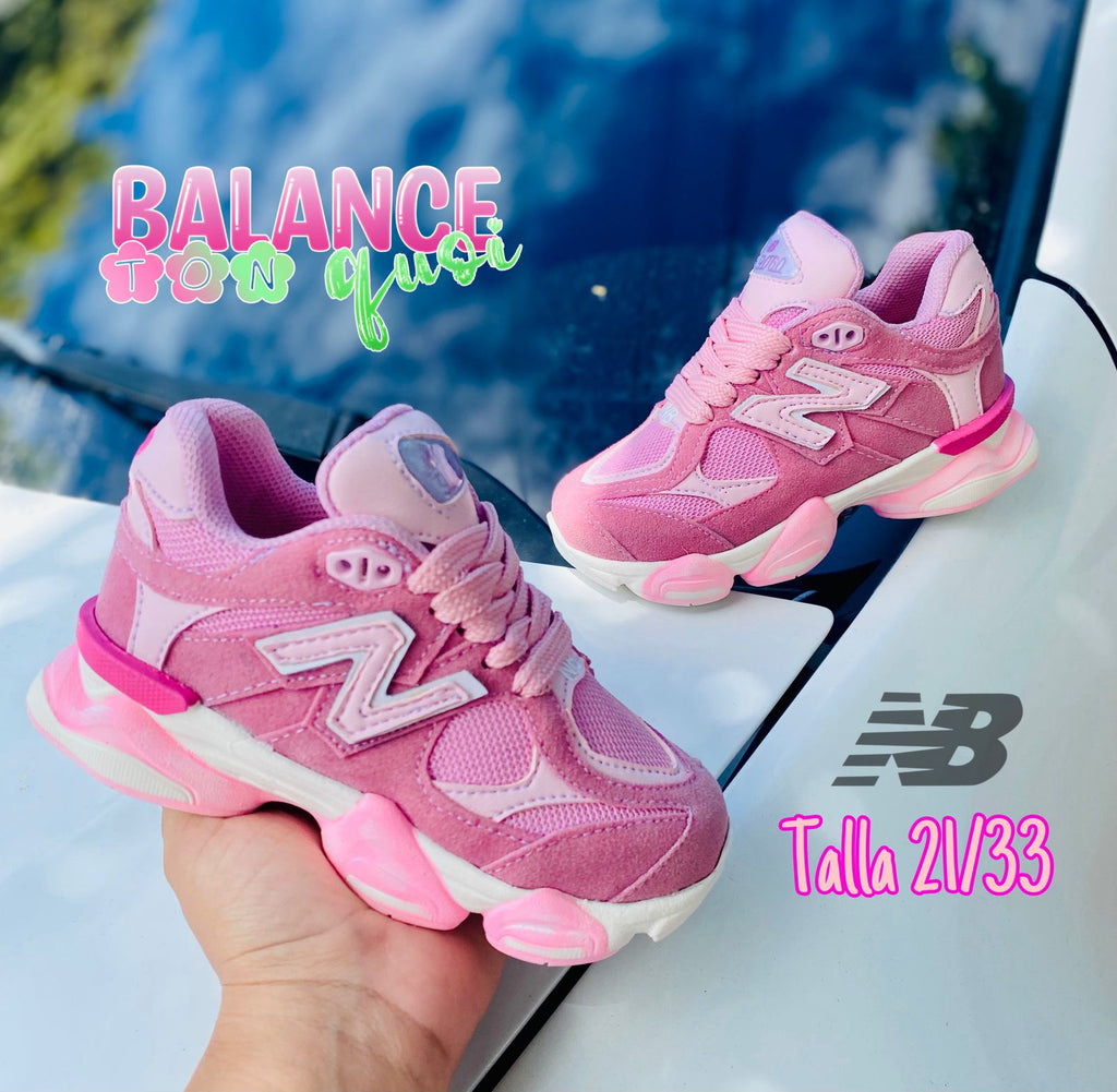 CALZADO DEPORTIVO NEW BALANCE PARA NIÑOS - COMODIDAD Y ESTILO